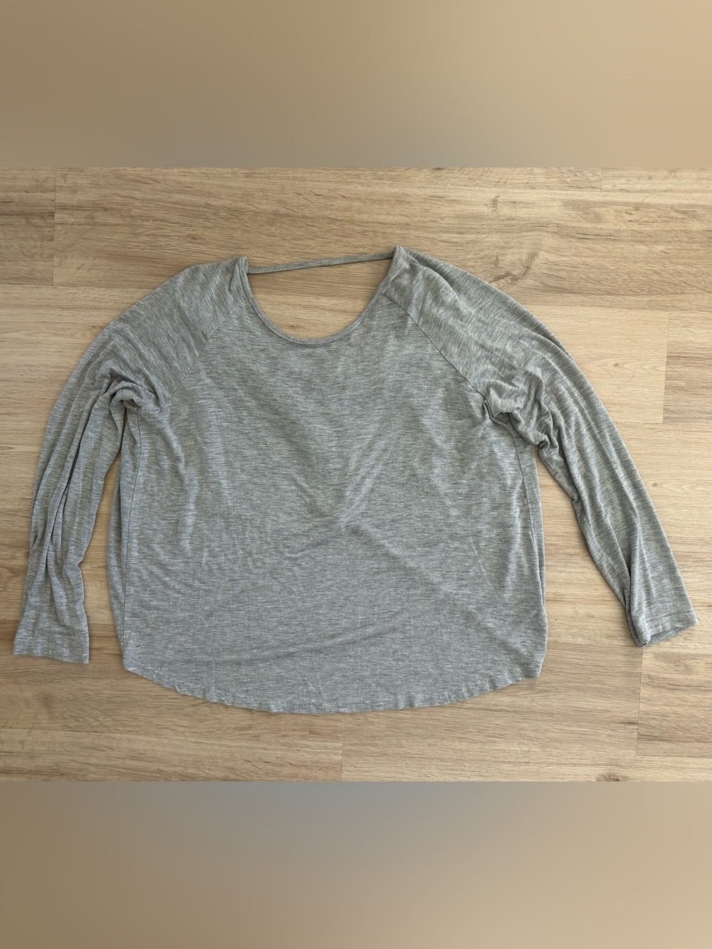 Love Riche Long-Sleeve Open Back Top